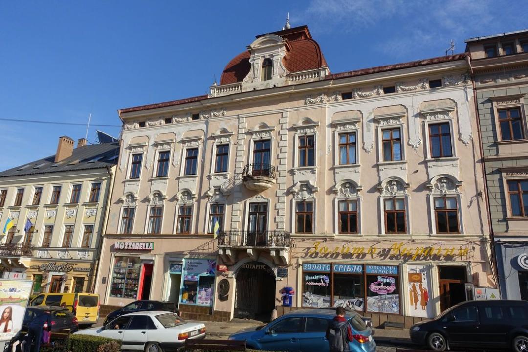 Wohnhaus von Anton Kochanowski (Zentralpatz 5)