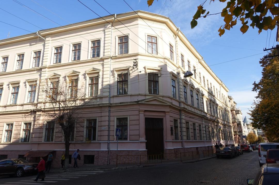 Rumänisches Gymnasium (ehemalige Landhausgasse, heute: Šeptycʾkyj Straße 19)