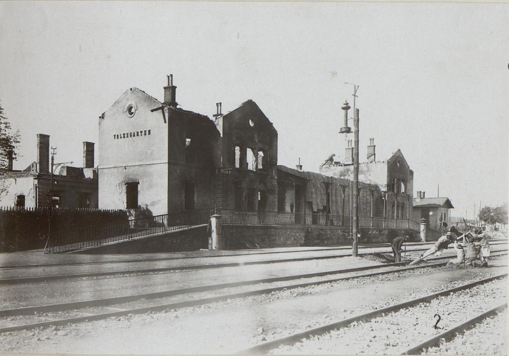 Zerstörtes Bahnhofsgebäude 1917