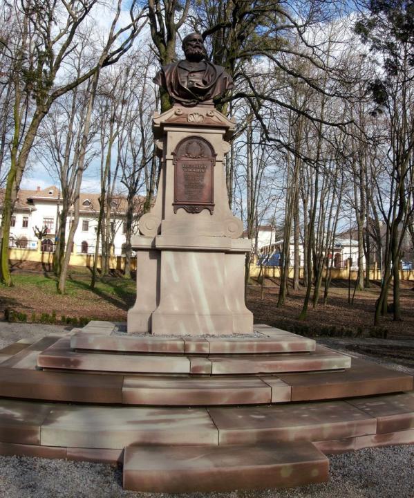 Restauriertes Tomaszczuk-Denkmal (Rekonstruktion durch Volodymyr Zisaryk)