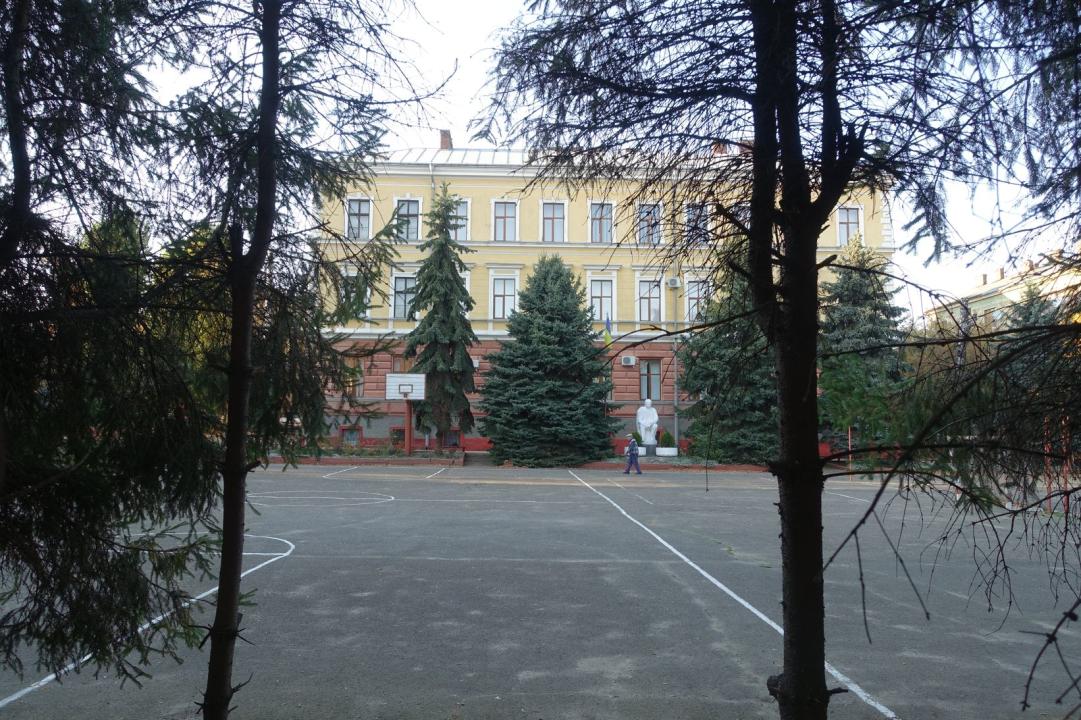 ehemalige Lehrerbildungsanstalt in Czernowitz (heute: Pädagogisches College)